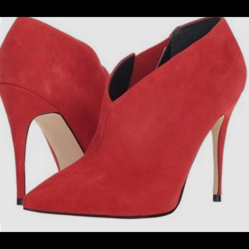 Ondrea by Guess (Sz 10)